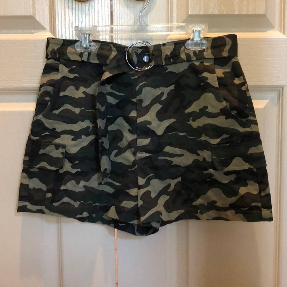 BLUE BLUSH | High Waisted Camo Cargo Shorts